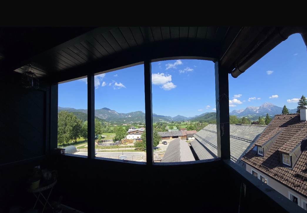 Top 35 Balkon mit Bergblick